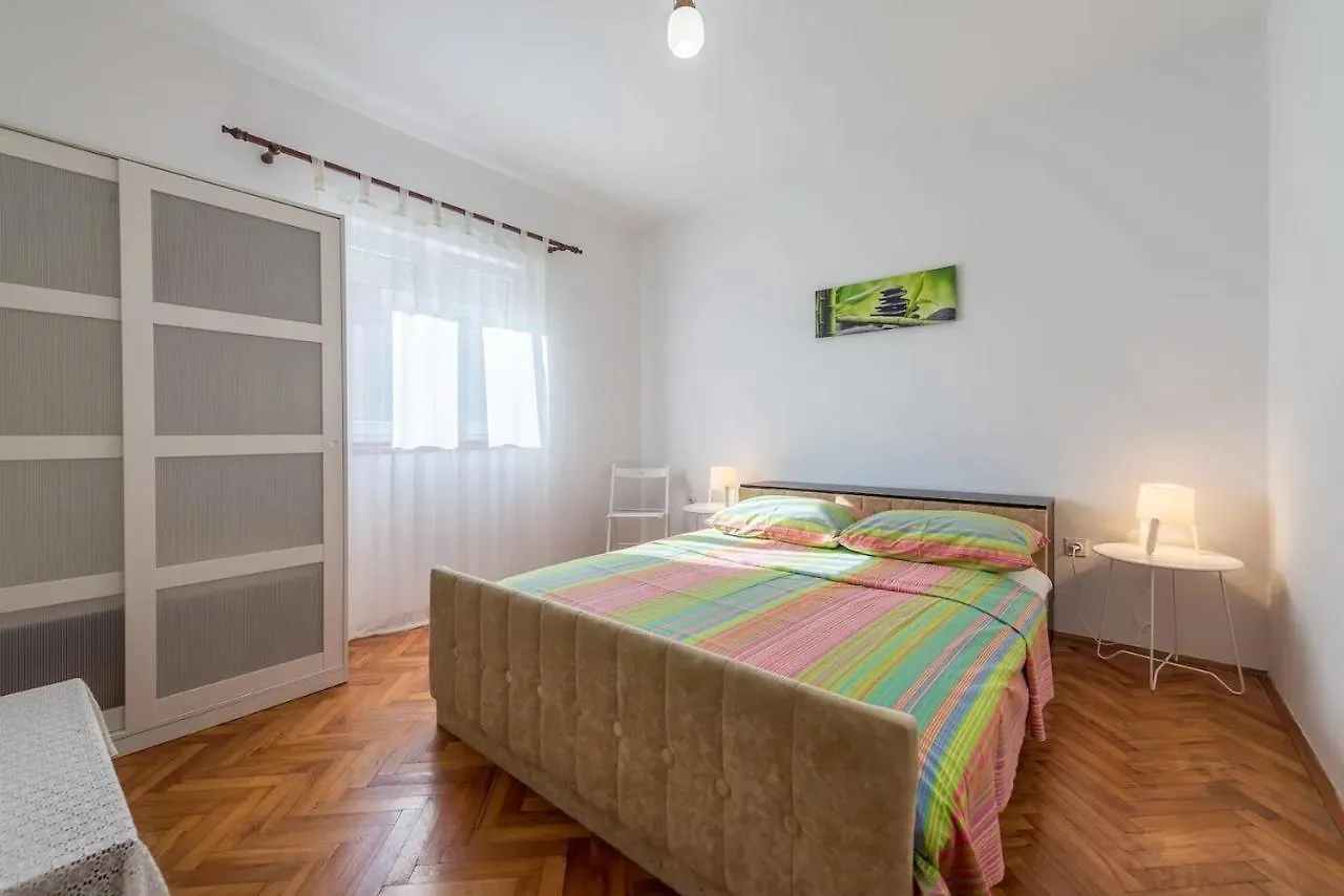 Family Friendly Apartments With A Swimming Pool Stara Vas, Pag - 21031
